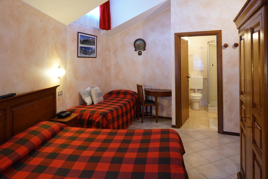 Hotel Al Caminetto Вальтурнанш Экстерьер фото