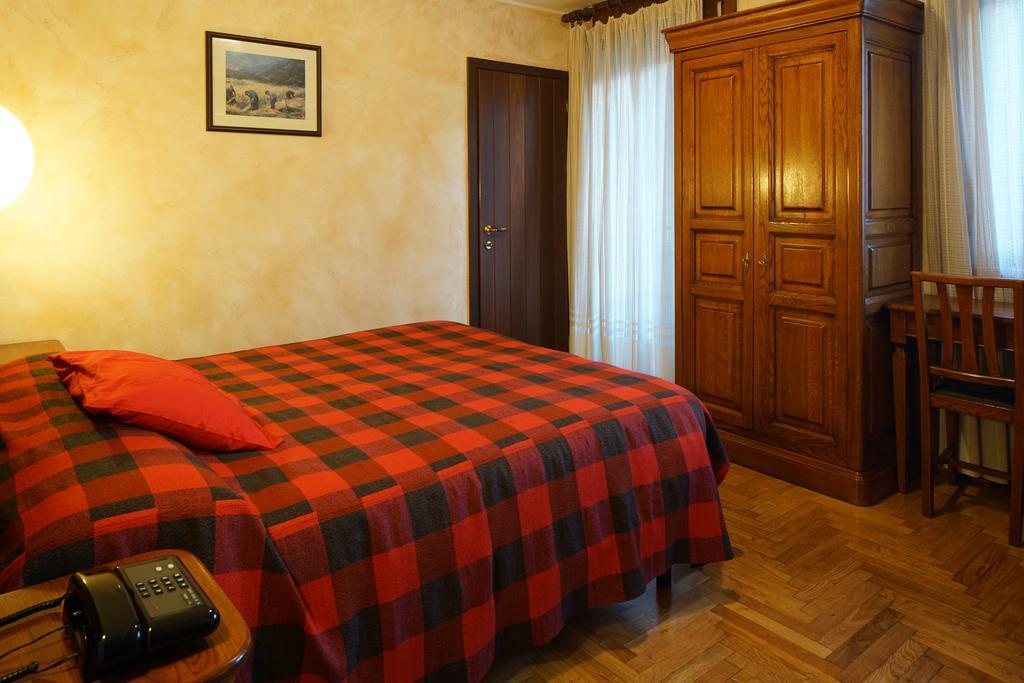 Hotel Al Caminetto Вальтурнанш Экстерьер фото